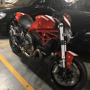 Meet your Posher, Mark